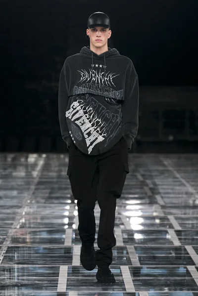 Look 9